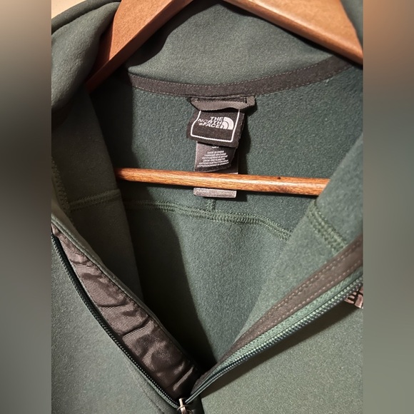 North face half zip soft, green sweater pullover top size small - Picture 3 of 4